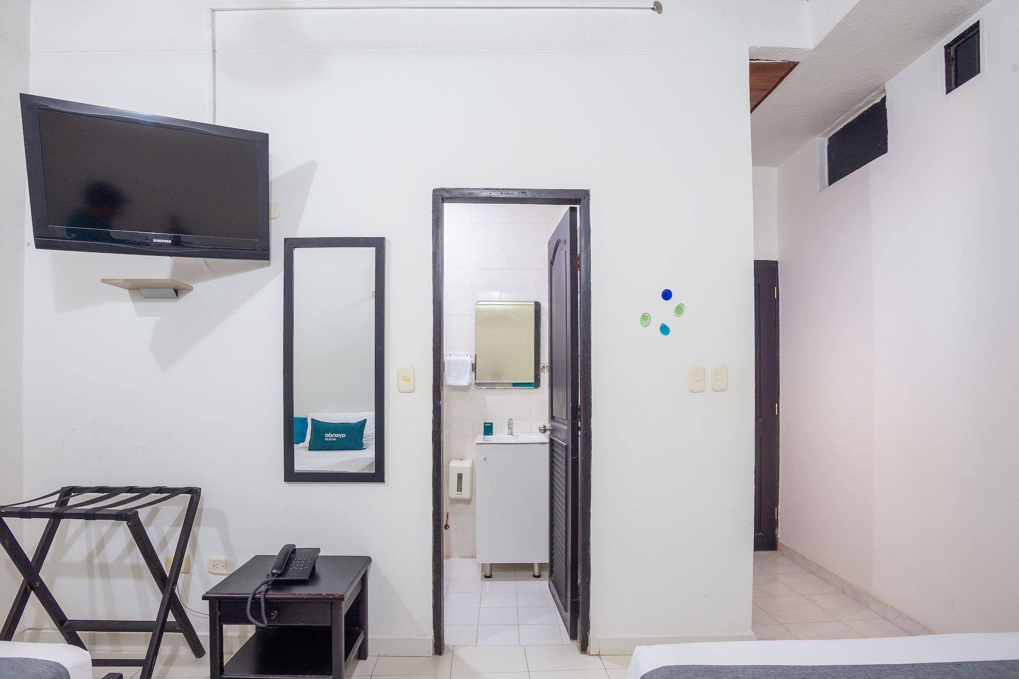מלון מונטריה Ayenda Casa Real מראה חיצוני תמונה